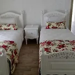 Alya Mou Butik Çeşme