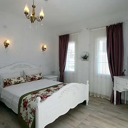 Alya Mou Butik Hotel Çeşme